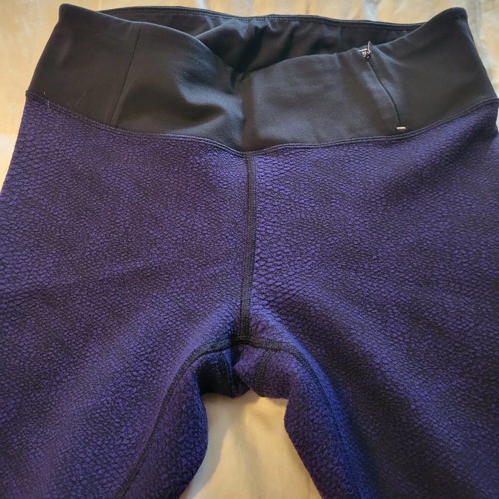 CALIA Dark blue/purple textured workout pants. Size-M